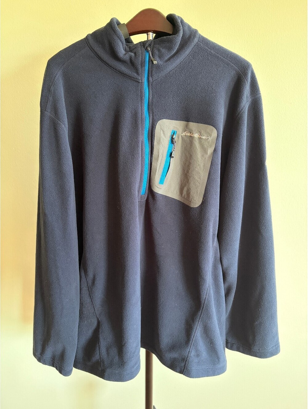 Eddie Bauer Men’s XL Navy Polartec Fleece Quarter-Zip Pullover Chest Pocket